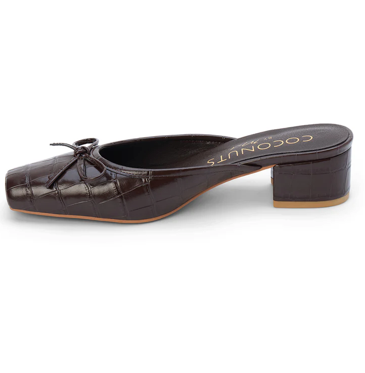 Geneva Heeled Mule