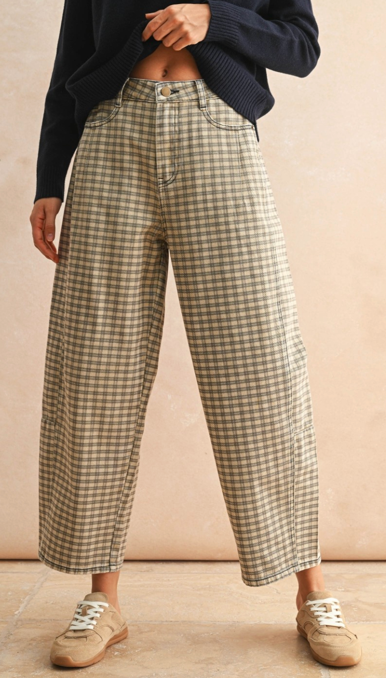 Mini Checker Pattern Barrel Pants