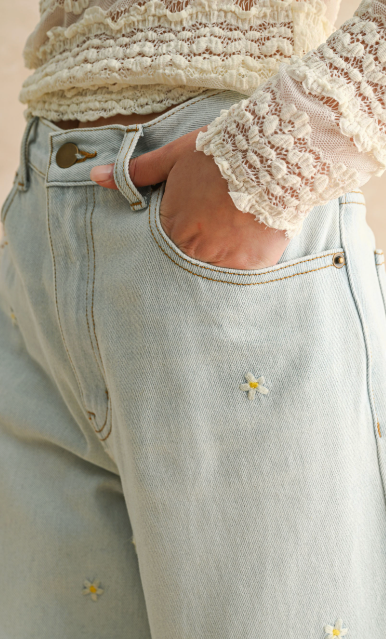 Floral Embroidery Pants