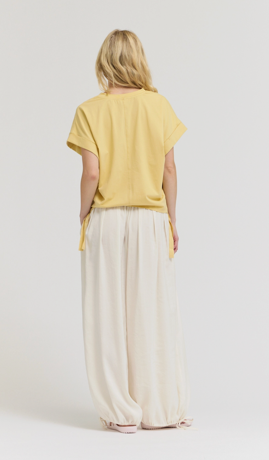 Pleated Waist Balloon Pants