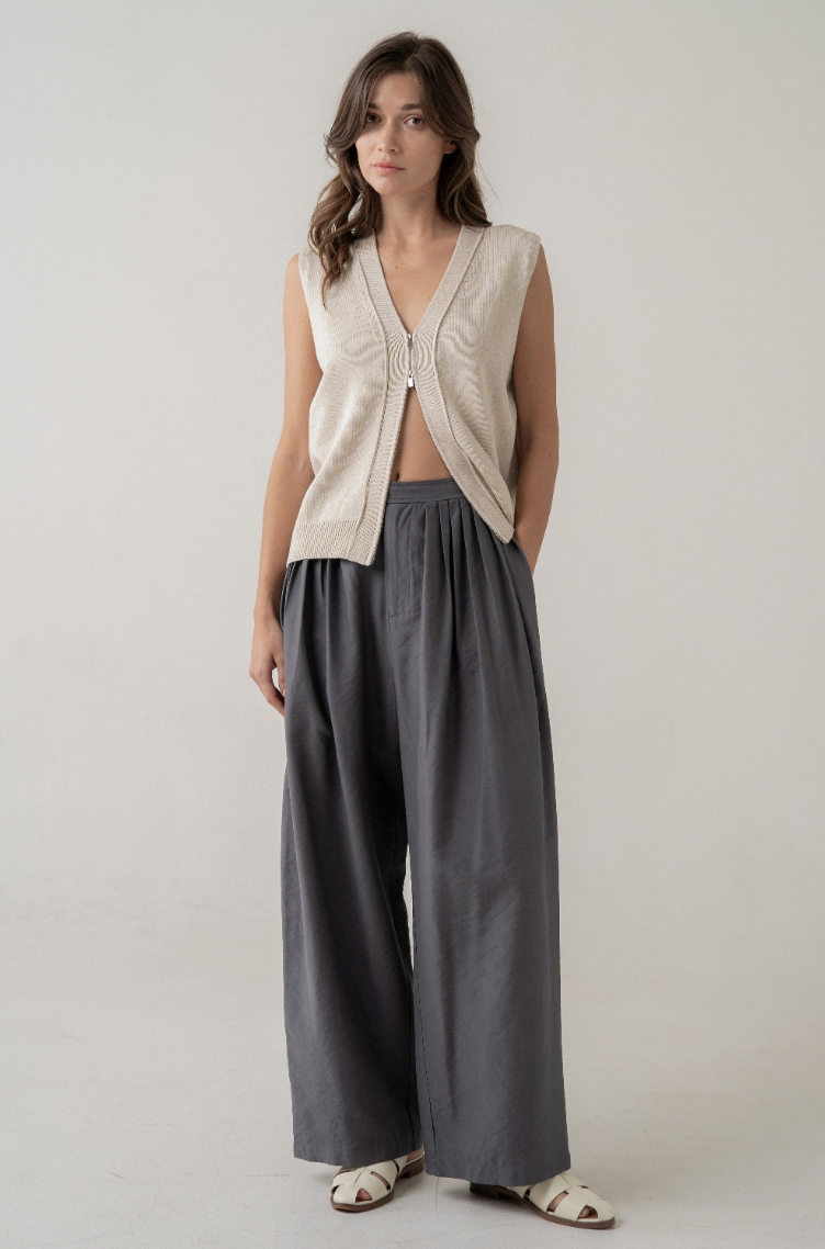Structured Two-way Zip Knit Vest
