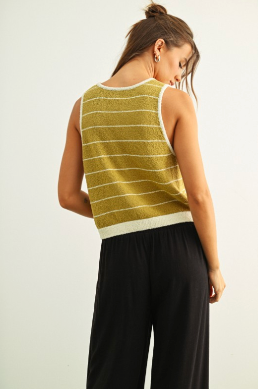 Short Sleeve Wide Pinstriped Knitted Top