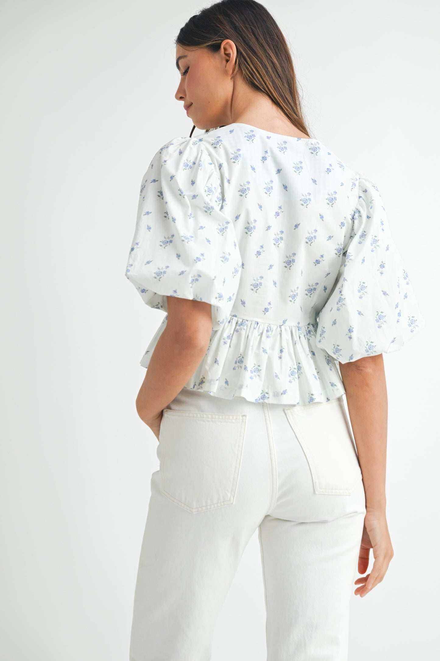 Dizty Floral Printed Bow Tie Crop Top