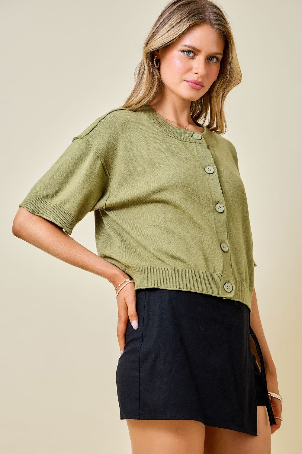 Short Sleeve Sweater Knit Cardigan Top W/ Raw Edge Hem