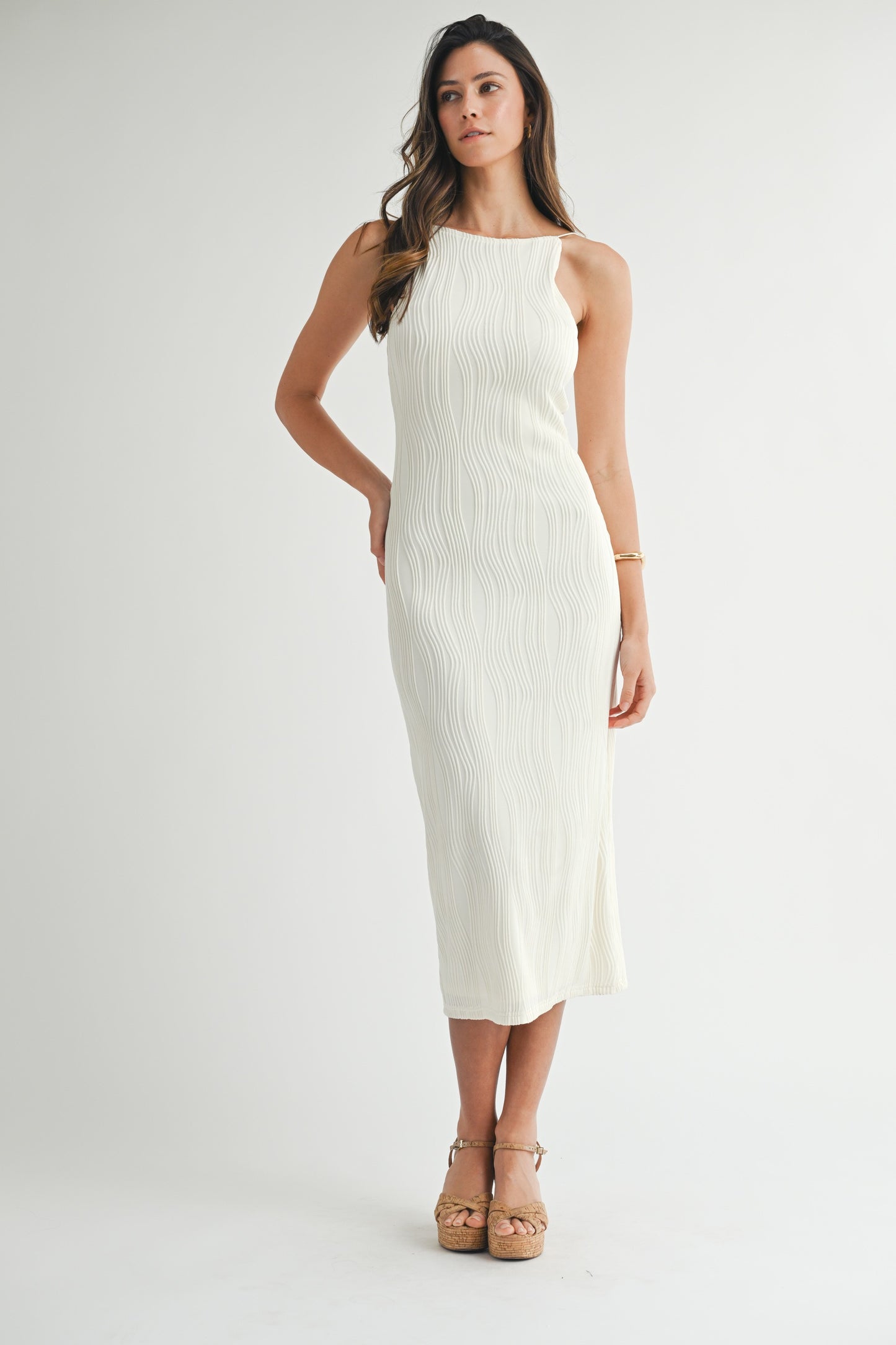 Textured Curvy Line Bodycon Midi Dress