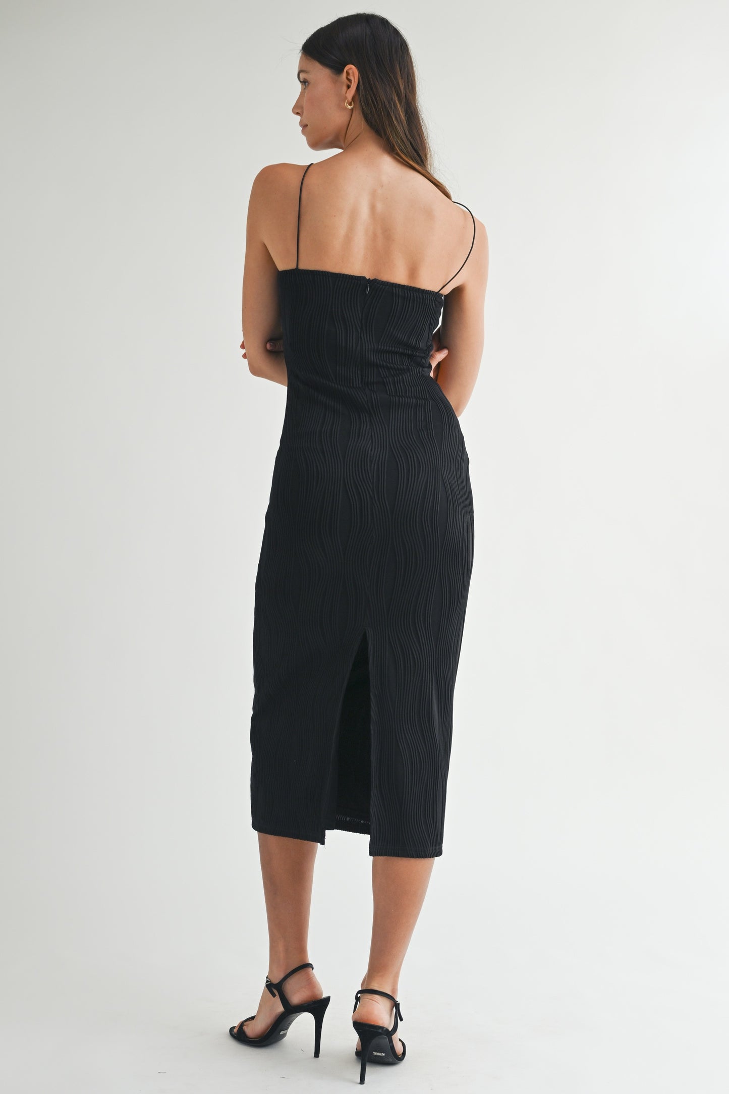 Textured Curvy Line Bodycon Midi Dress