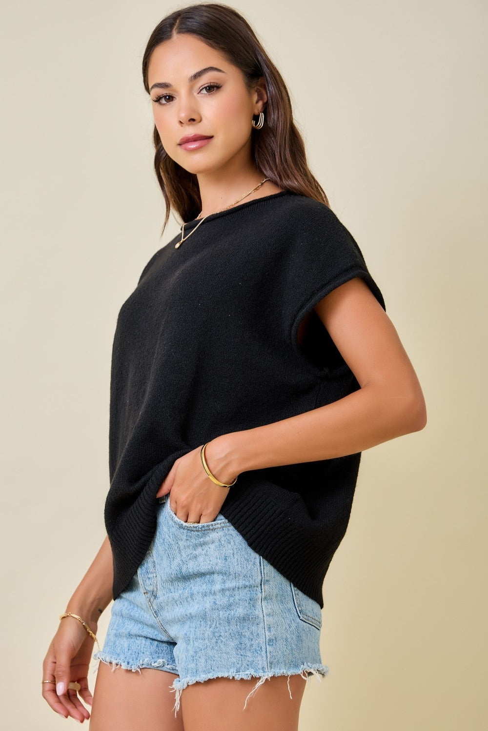 Cap Sleeve Sweater Knit Top With Rolled Edge Detail