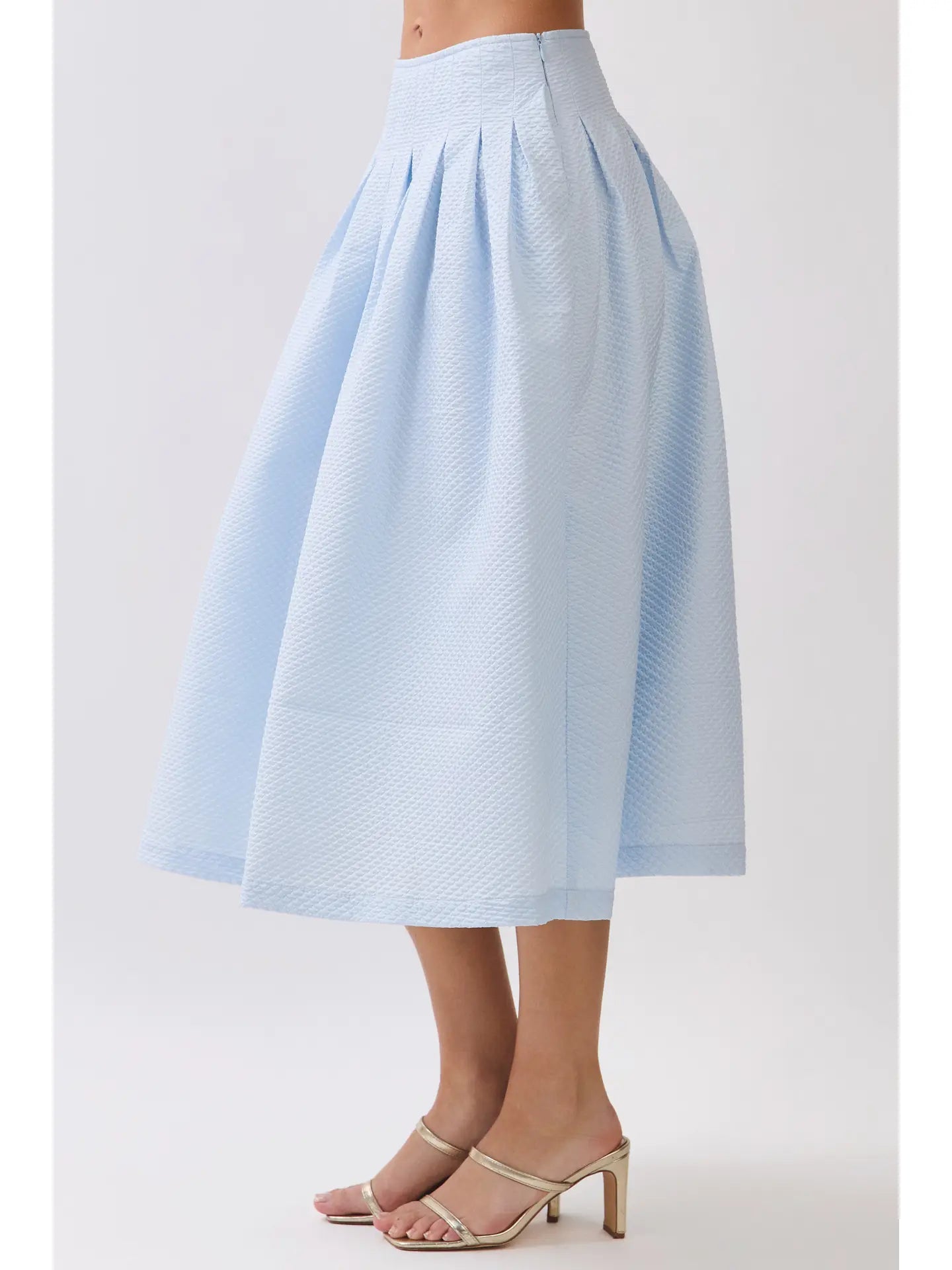 Textured Pleated High Rise Skirt