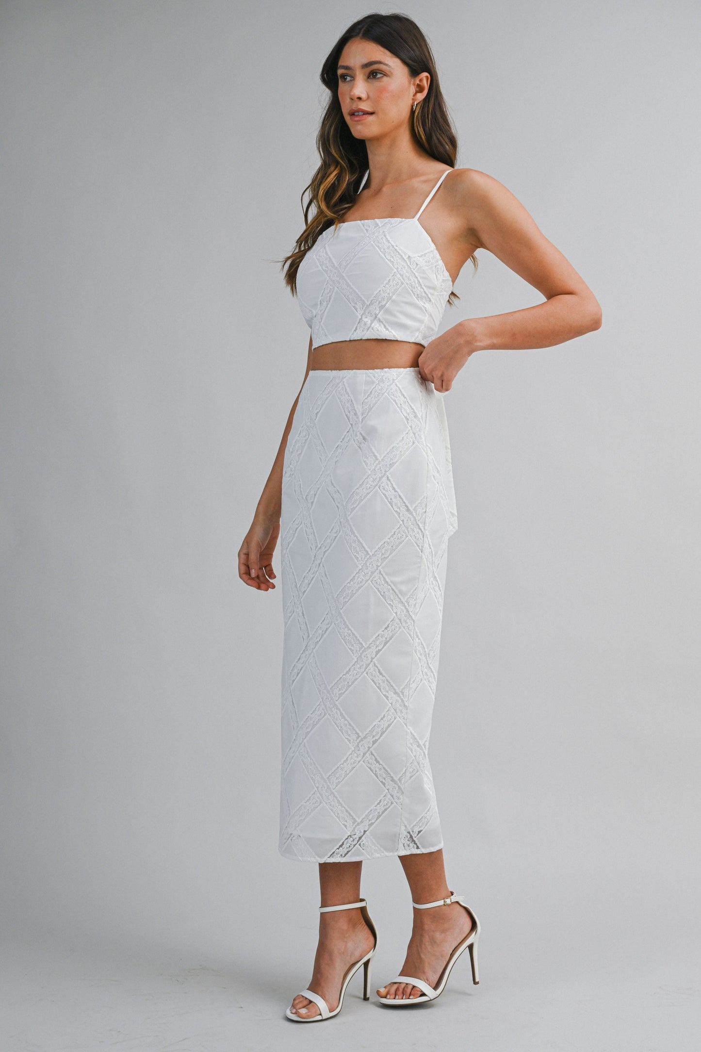 Diamond Pattern Lace Trim Midi Skirt