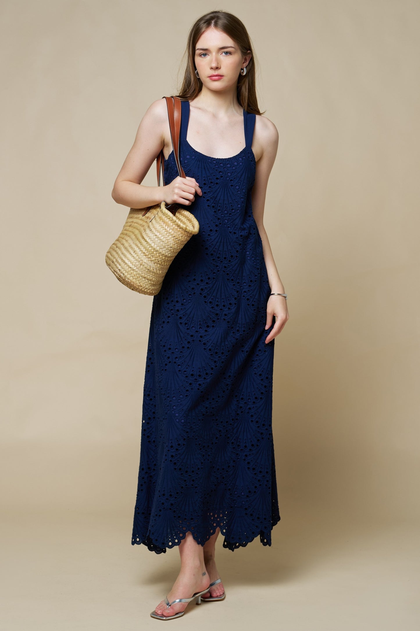Sleeveless Floral Embroidery Maxi Dress