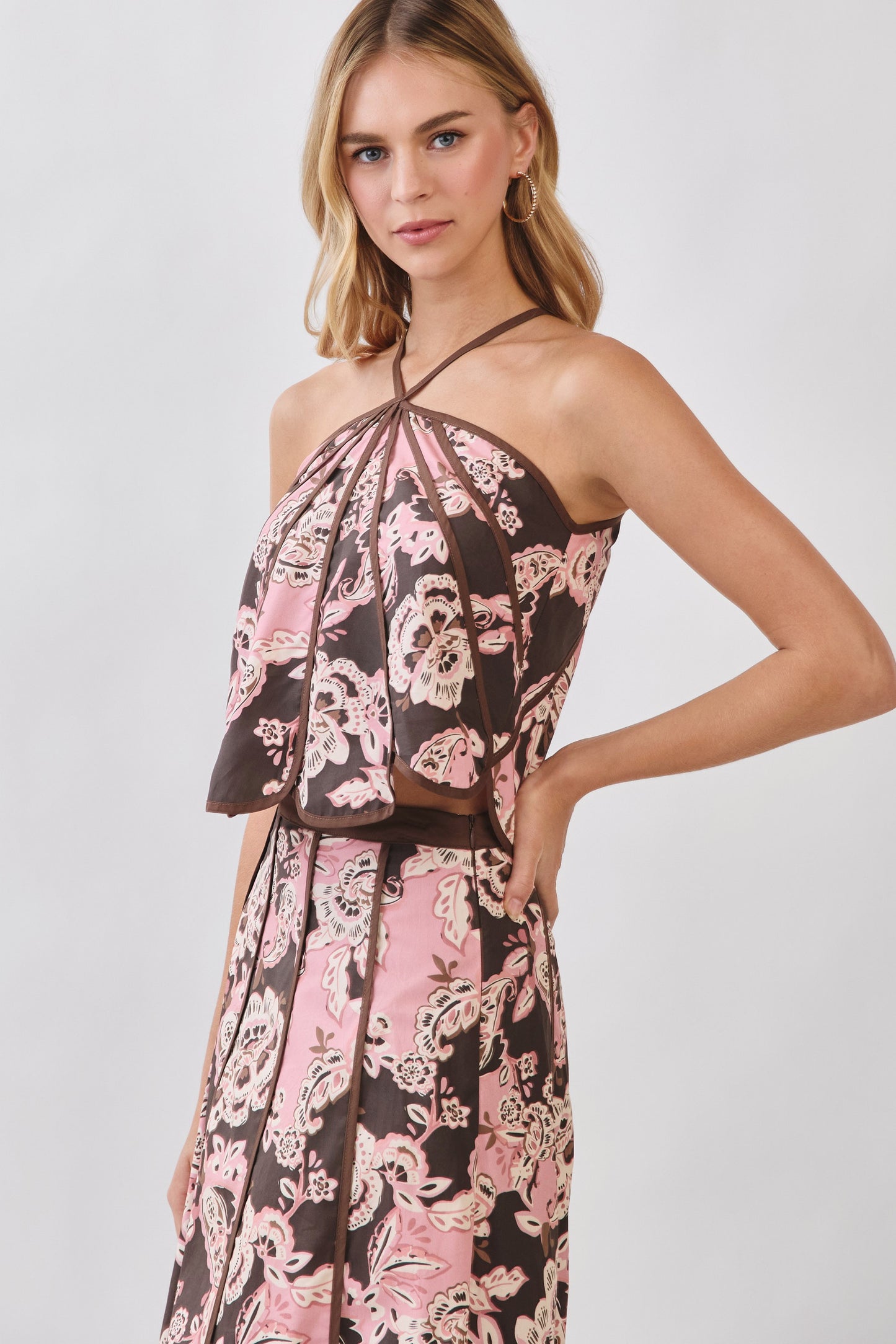 Floral Print Paneled Detail Halter Crop Top