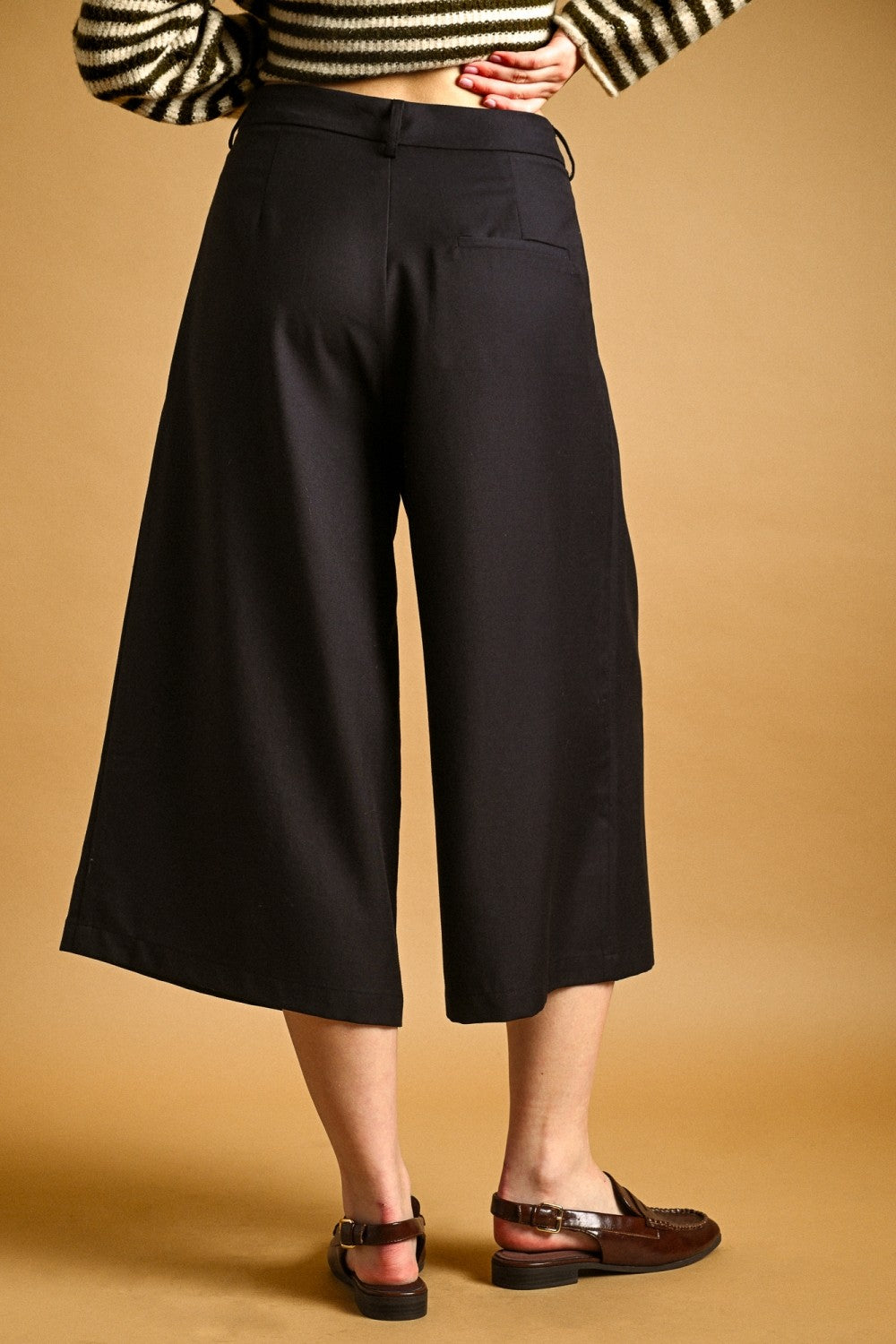 Pleat Detailed Bermuda