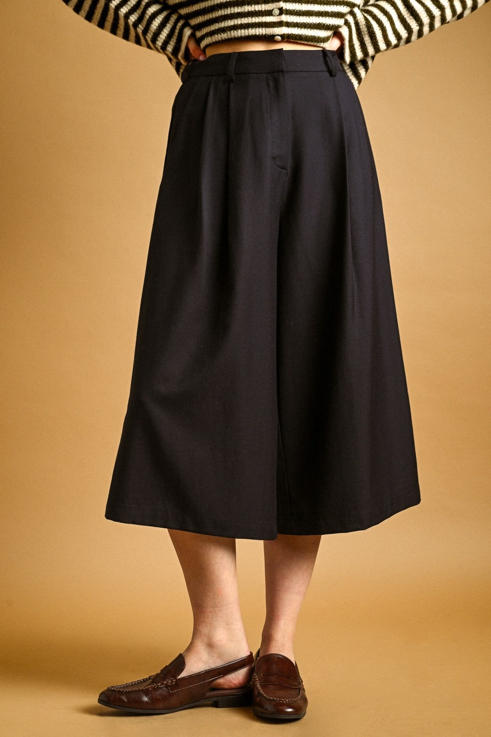 Pleat Detailed Bermuda