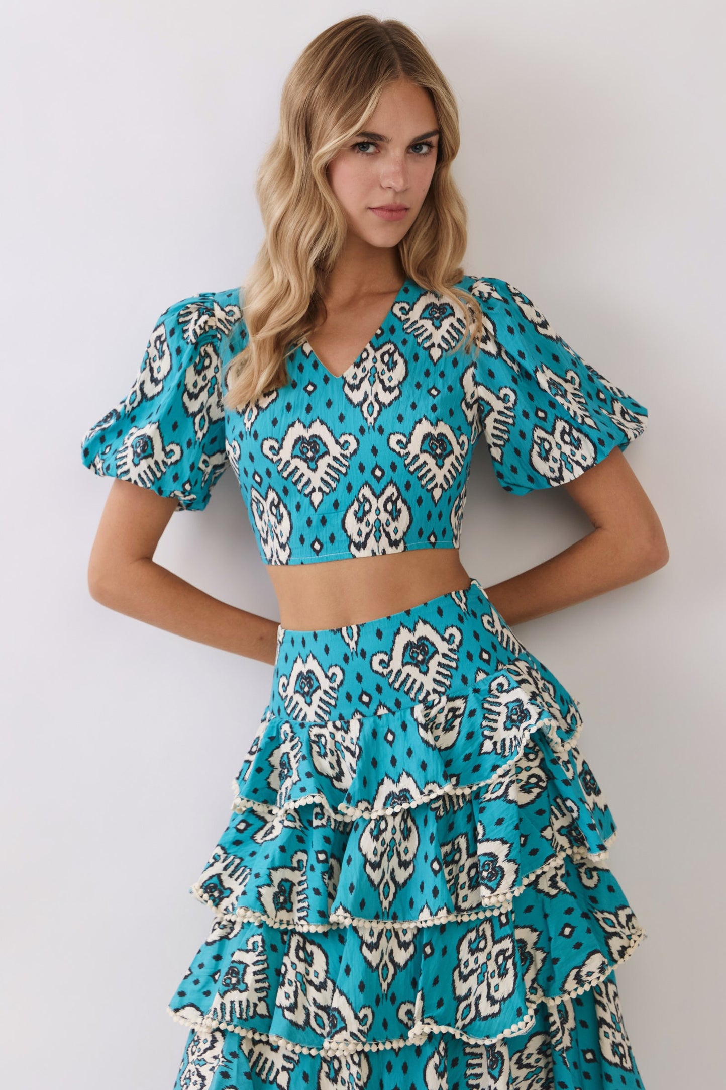 Ikat Print Puff Sleeve Crop Top