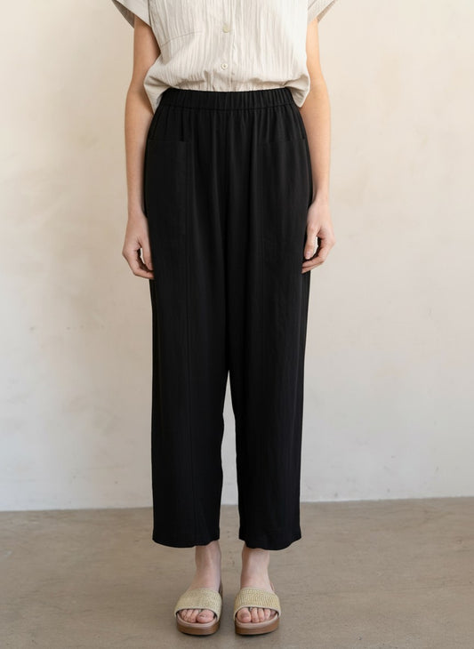 Front Seam Relaxed Pants