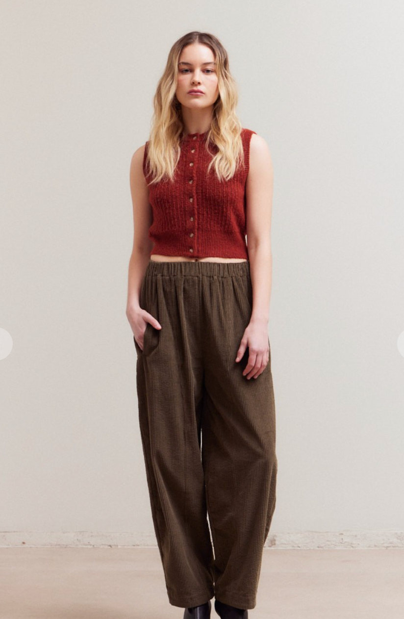 Fitted Button Up Top