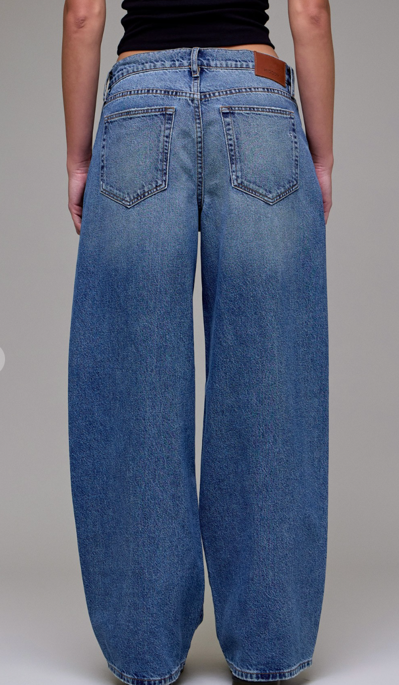 Baggy Studded Jeans