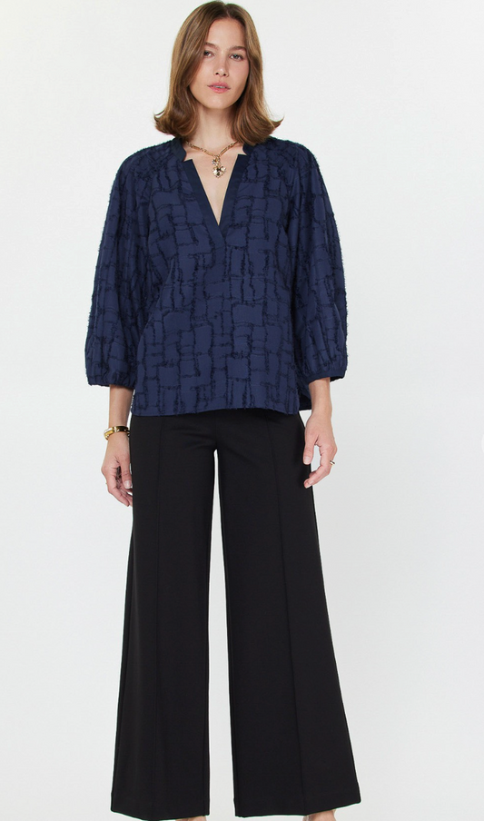 Textured Jacquard 3/4 Sleeve Blouse