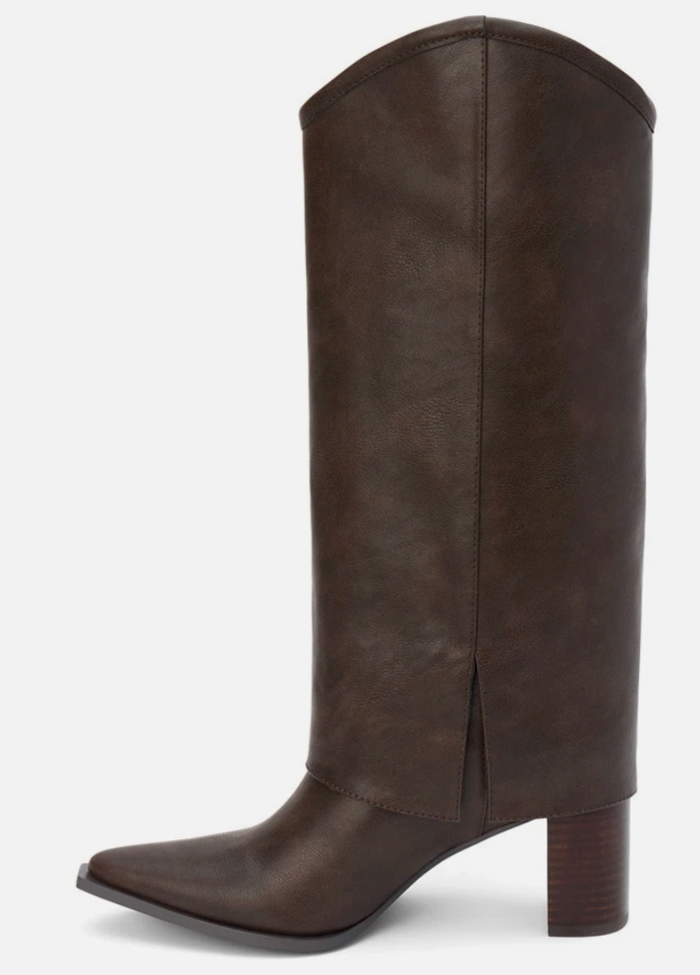 Walker Pointed Boot