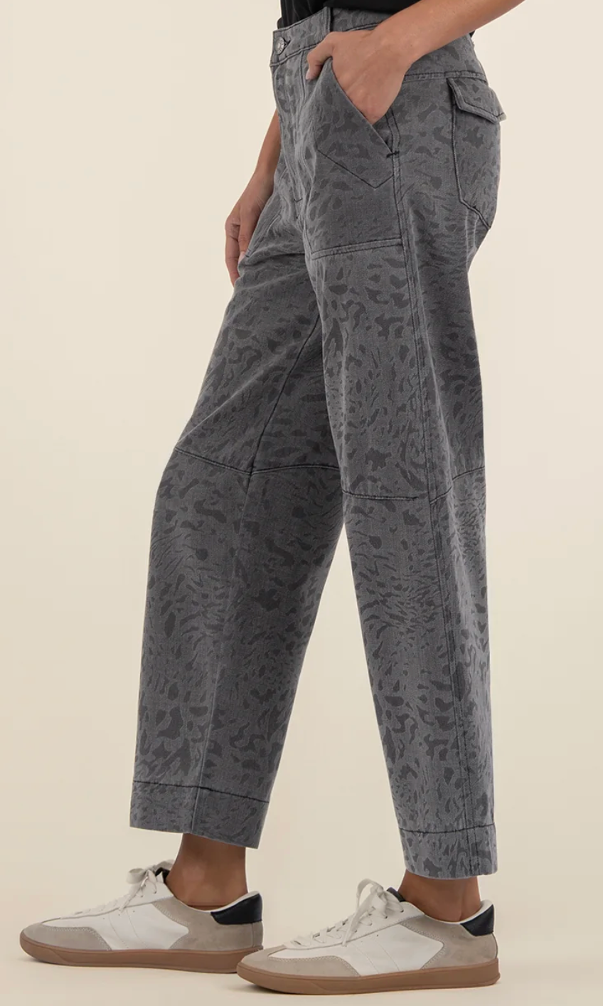 Ashton Wide Leg Barrel Jean