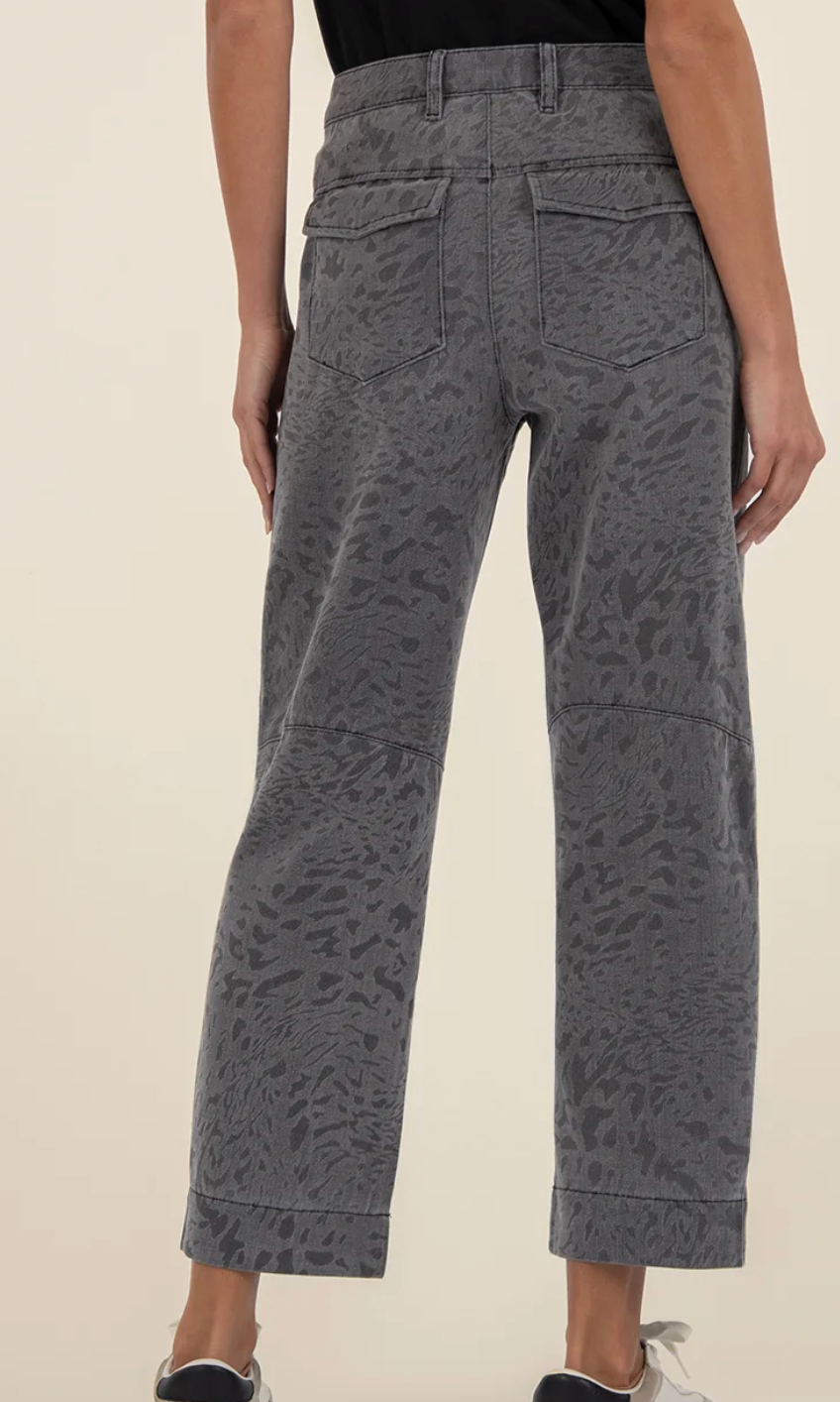 Ashton Wide Leg Barrel Jean