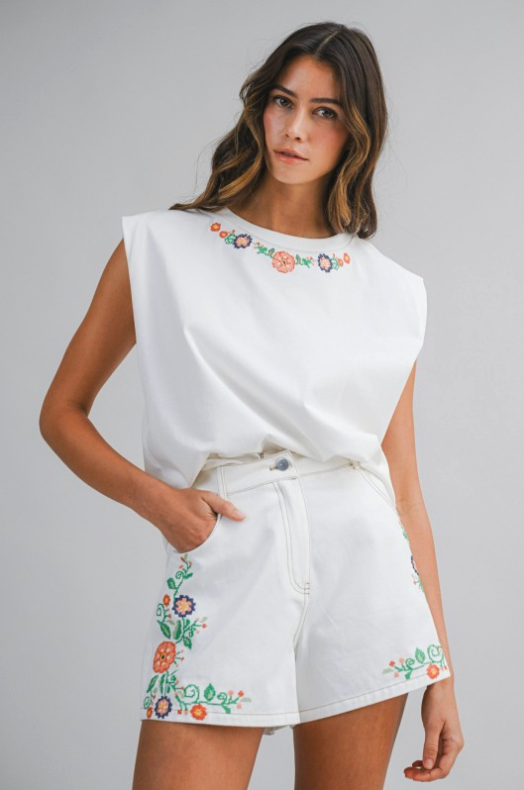 Embroidered Muscle T-shirt