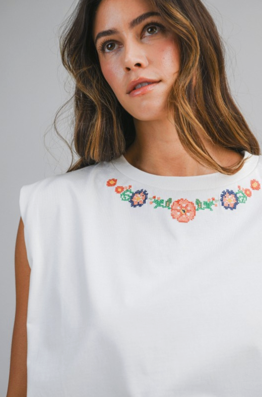 Embroidered Muscle T-shirt