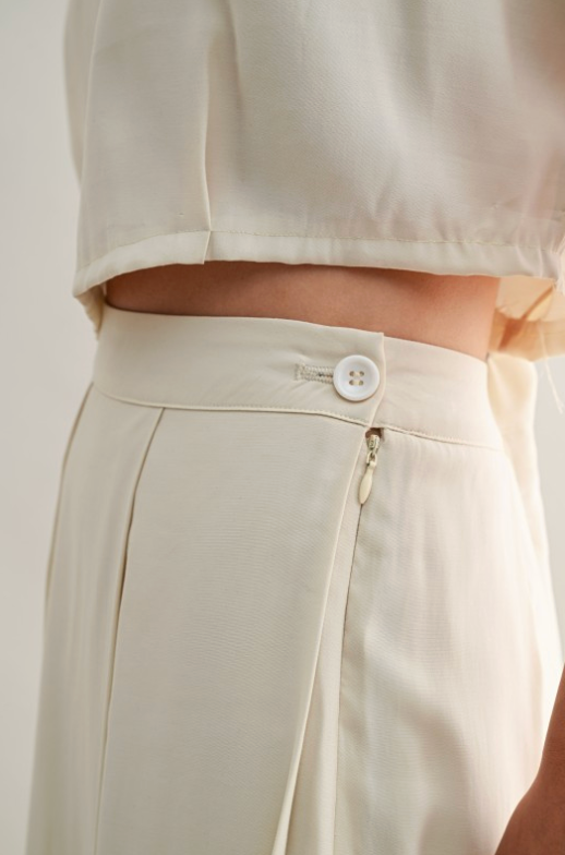 Pleated Detail Maxi Skirt