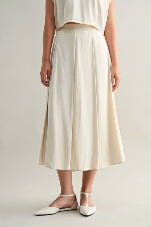 Pleated Detail Maxi Skirt