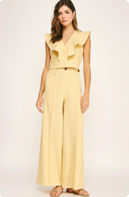 Top Stitch Ruffle Detail V-neck Top