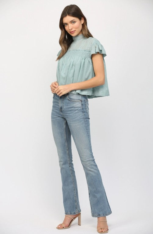 Short Sleeve Ruffled with Neckband and Bow Top