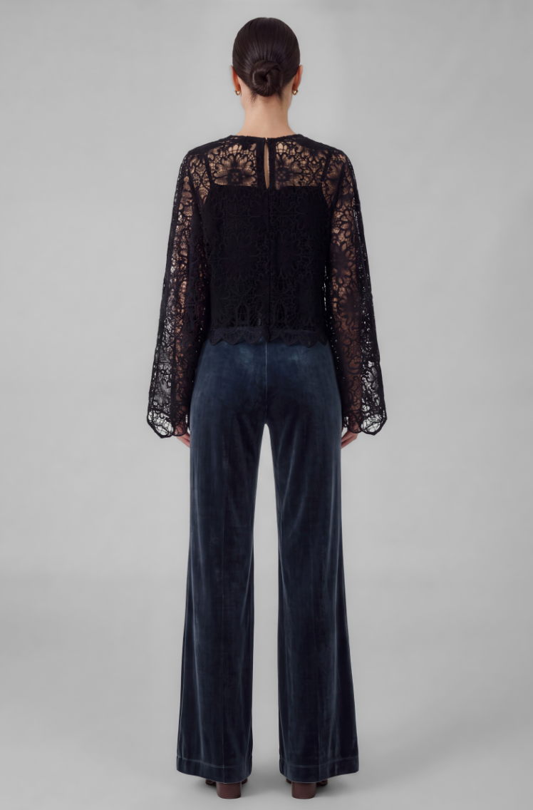 Floral Lace Poncho Top W/cami
