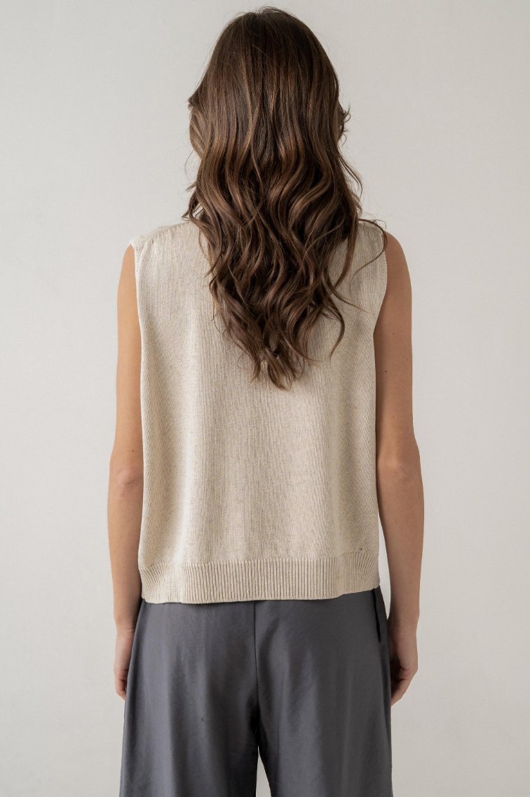 Structured Two-way Zip Knit Vest