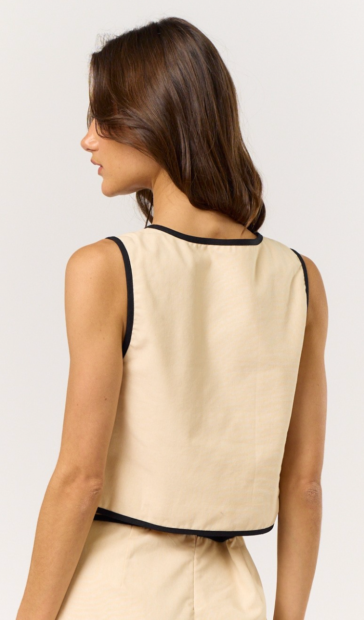 Button Down Vest With Contrast Detail