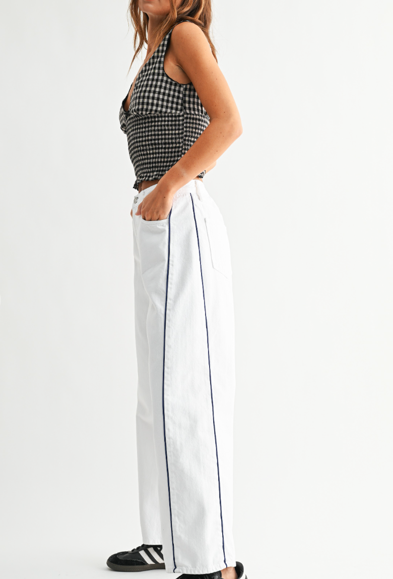 Twist Detail Barrel Jean