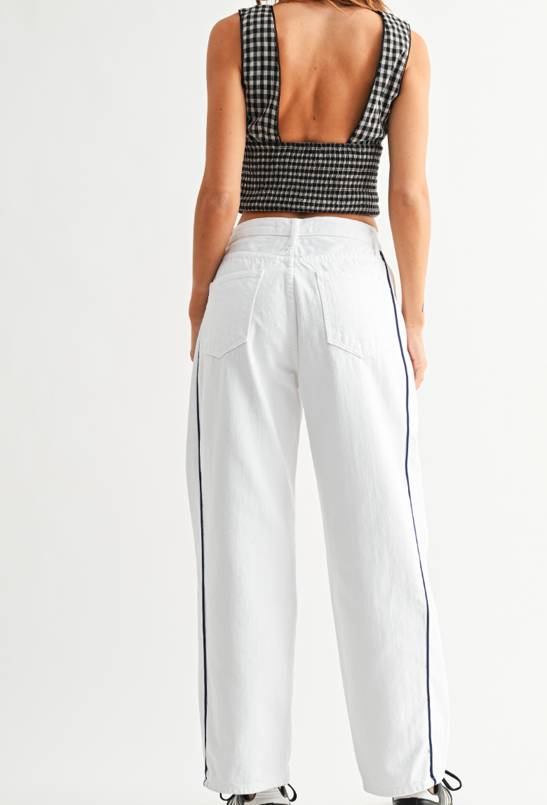 Twist Detail Barrel Jean