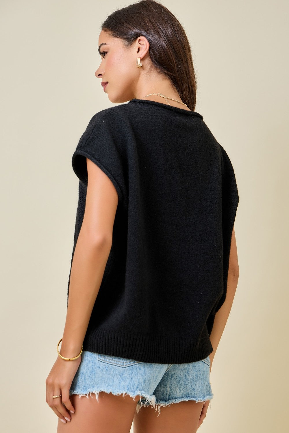 Cap Sleeve Sweater Knit Top With Rolled Edge Detail