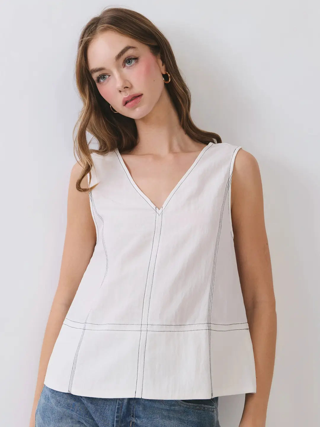 Contrast Stitch Sleeveless V-Neck Top