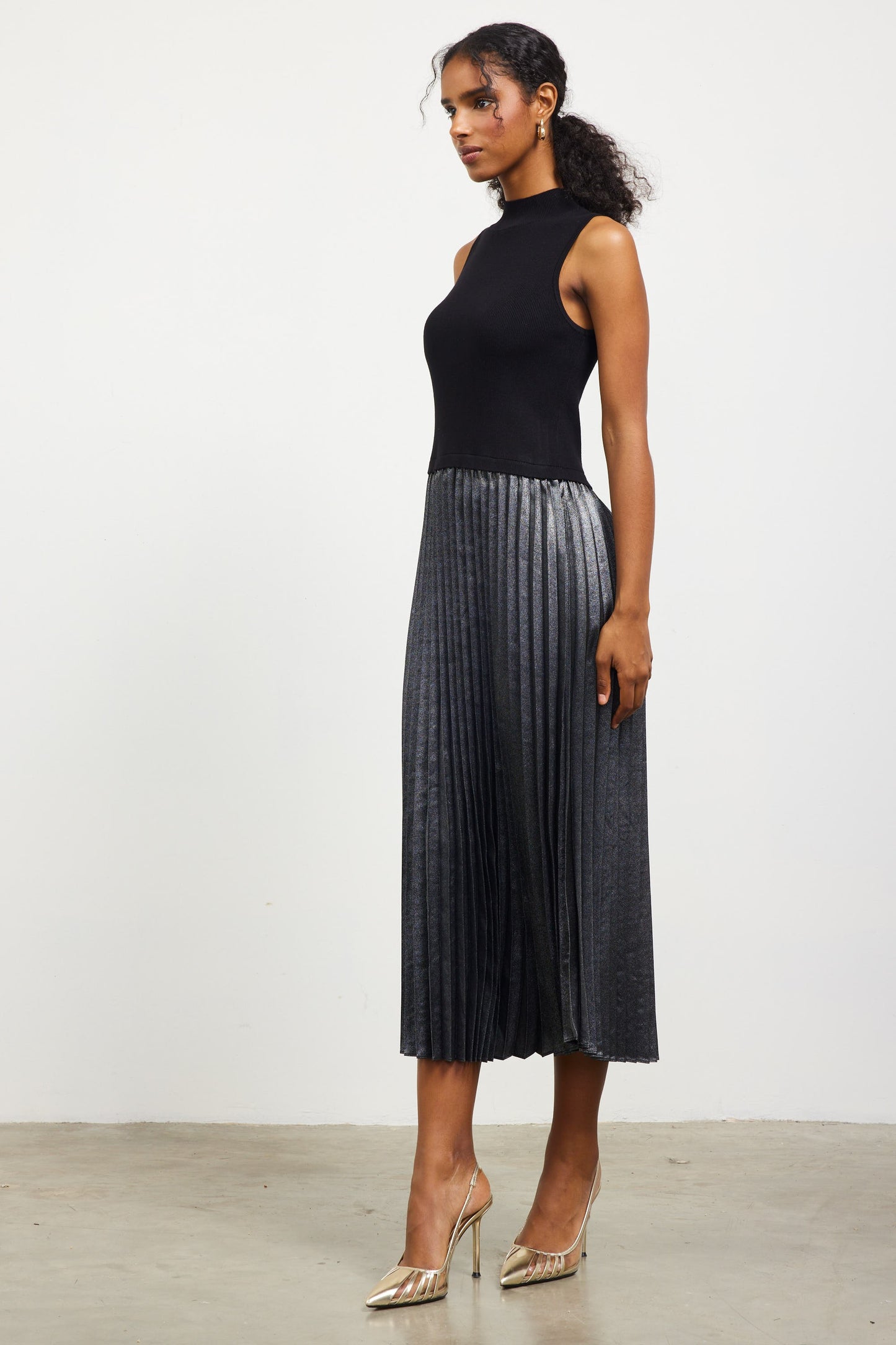 Pleated Contrast Mock Neck Dress