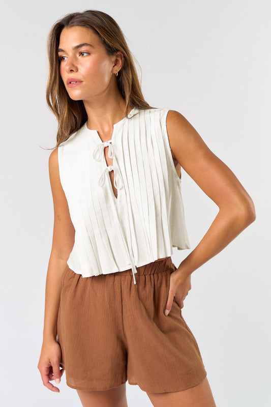Sleeveless Front Tie Pleated Top